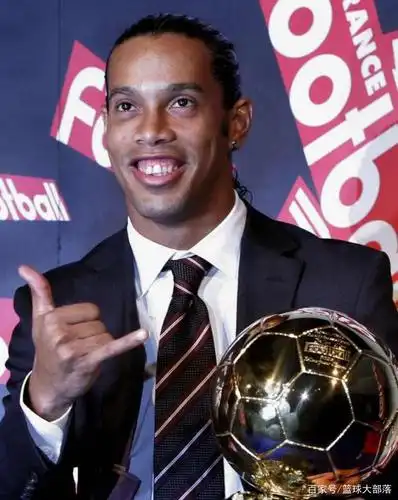 赢得意甲冠 赢得意甲冠