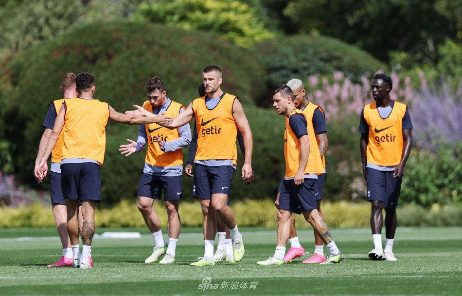 锋线乏力和 锋线乏力和